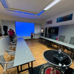 329749187_928467838528216_4799033957705876988_n